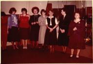 1982 stycze Studniówka w stanie wojennym (stara VII LO) P. Dyrektor M. Osuch, J. Basel, E. Gogowska,I. Okowiak, U. Knapczyk, p. wicedyrektor D. Kulisiewicz, W. Suchocka, E.Grünhaut